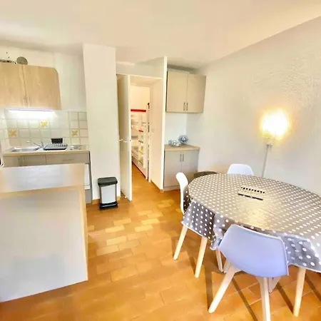 Hauts Des Golfs Appart 4 Pax Dans Golf Piscine Apartment *