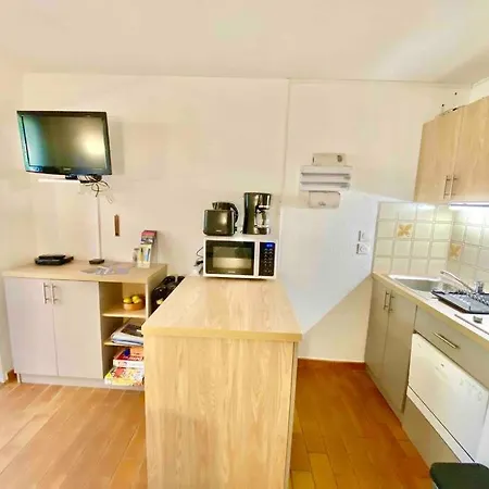 Hauts Des Golfs Appart 4 Pax Dans Golf Piscine Apartment *