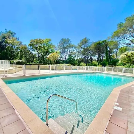 Hauts Des Golfs Appart 4 Pax Dans Golf Piscine * Saint-Raphael (Var)